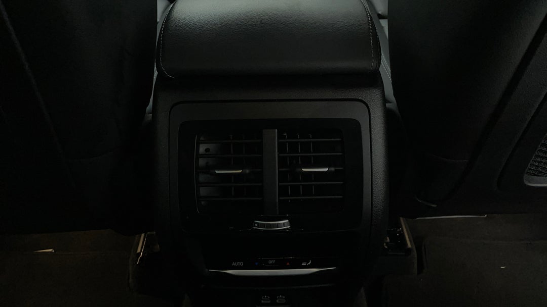 2020 BMW X3 Sdrive20i M Sport, Automatic, 70560 km, Rear A/C Vent