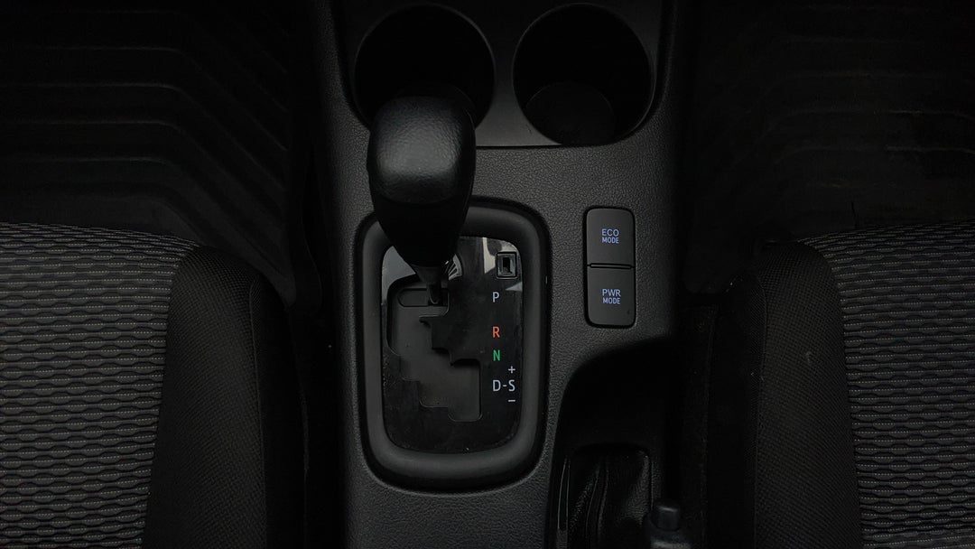 2019 Toyota Hilux Workmate, Automatic, 51659 km, Gear Lever 