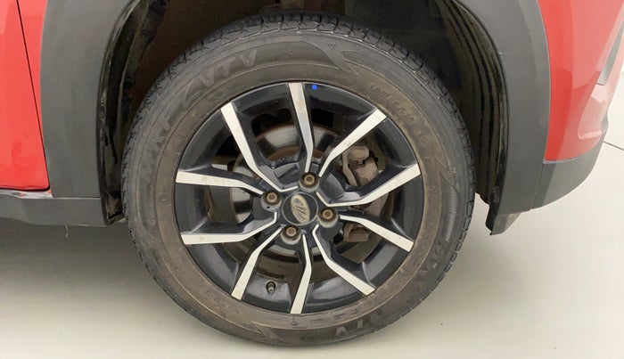 2018 Mahindra KUV 100 NXT K8 P 6 STR, Petrol, Manual, 9,342 km, Right Front Wheel