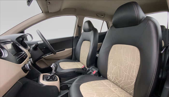 2016 Hyundai Grand i10 Magna 1.2 AT  VTVT, Petrol, Automatic, 54,606 km, Right Side Front Door Cabin