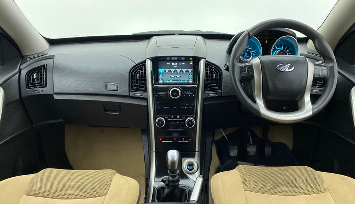 2019 Mahindra XUV500 W7 FWD, Diesel, Manual, 57,949 km, Dashboard