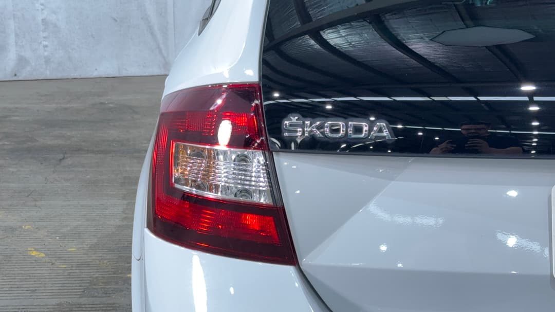 2018 SKODA Rapid Spaceback 92 Tsi, Automatic, 100615 km, Badge (Boot Left Side)