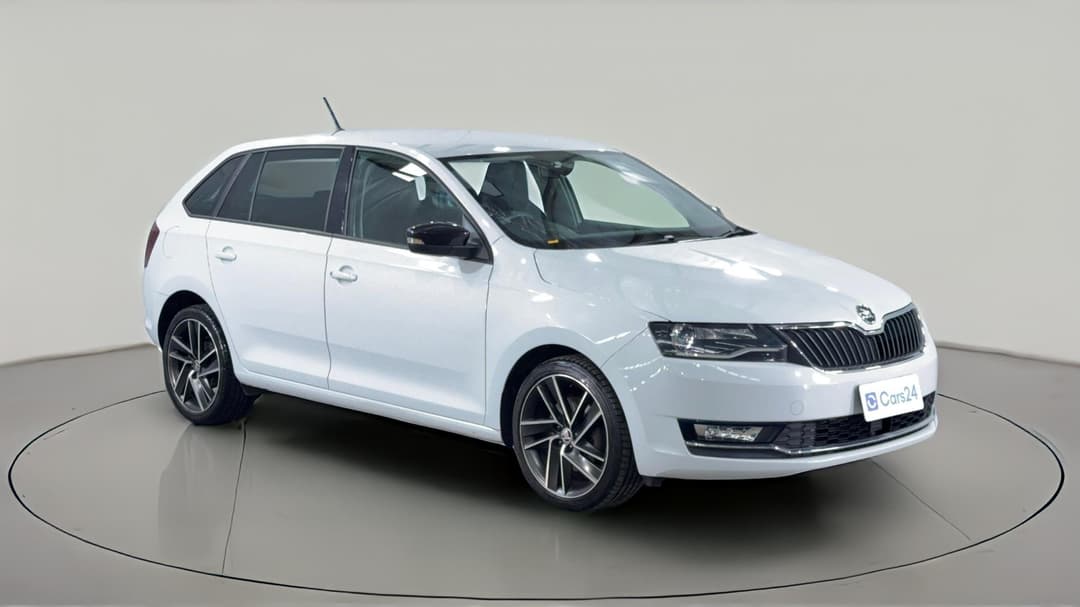 2018 SKODA Rapid Spaceback 92 Tsi, Automatic, 100615 km, Right Front Diagonal (45- Degree) View