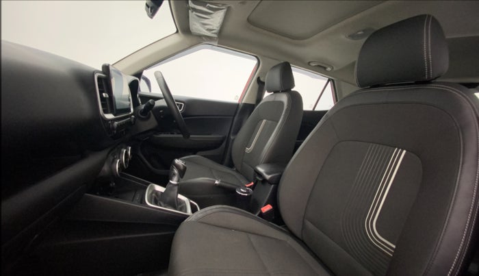 2019 Hyundai VENUE SX 1.0 (O) TURBO, Petrol, Manual, 16,383 km, Right Side Front Door Cabin