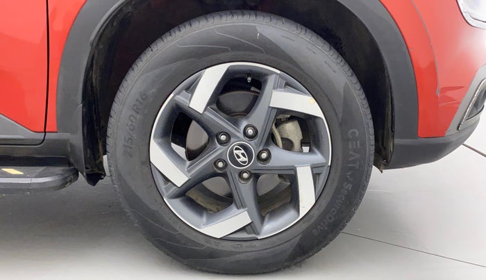 2019 Hyundai VENUE SX 1.0 (O) TURBO, Petrol, Manual, 16,383 km, Right Front Wheel