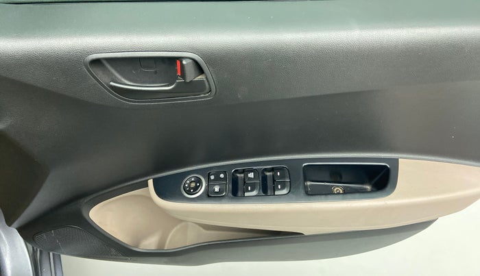 2015 Hyundai Grand i10 MAGNA 1.2 VTVT, Petrol, Manual, 35,482 km, Driver Side Door Panels Control