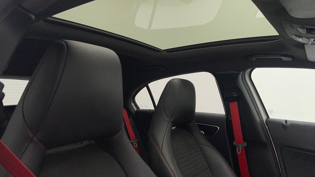 Interior Sunroof/Moonroof