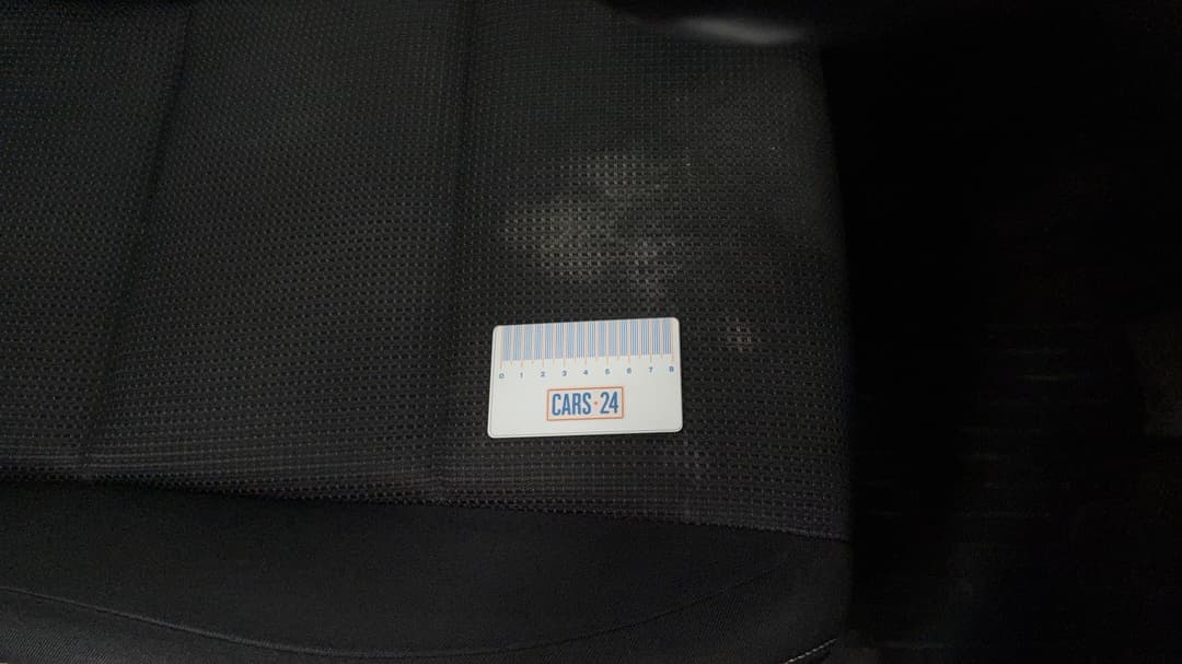 2018 Toyota RAV4 Gxl (4x4), Automatic, 90989 km, Seats Front RHS Stain