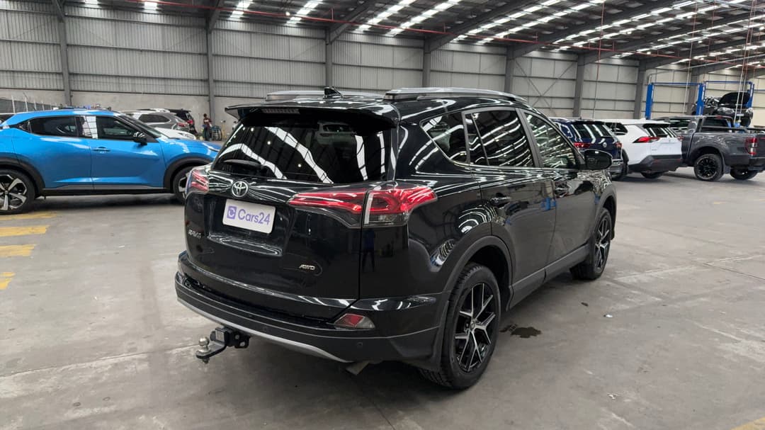 2018 Toyota RAV4 Gxl (4x4), Automatic, 90989 km, Right Back Diagonal (45- Degree) View