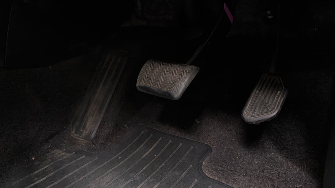 2018 Toyota RAV4 Gxl (4x4), Automatic, 90989 km, Pedals and Footmat