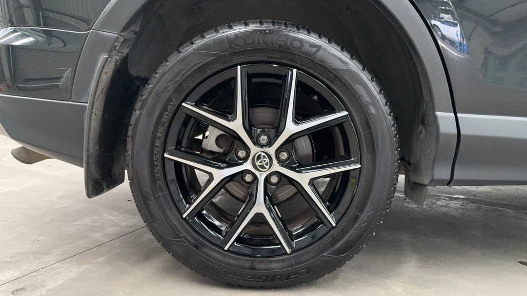 2018 Toyota RAV4 Gxl (4x4), Automatic, 90989 km, Right Rear Wheel