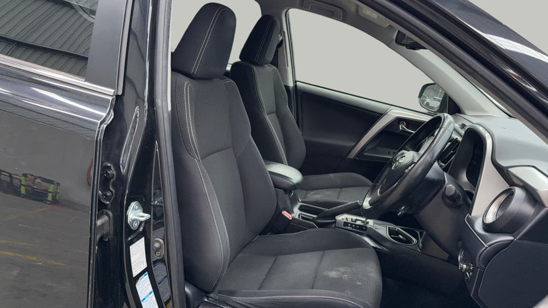 2018 Toyota RAV4 Gxl (4x4), Automatic, 90989 km, Right Side Front Door Cabin View