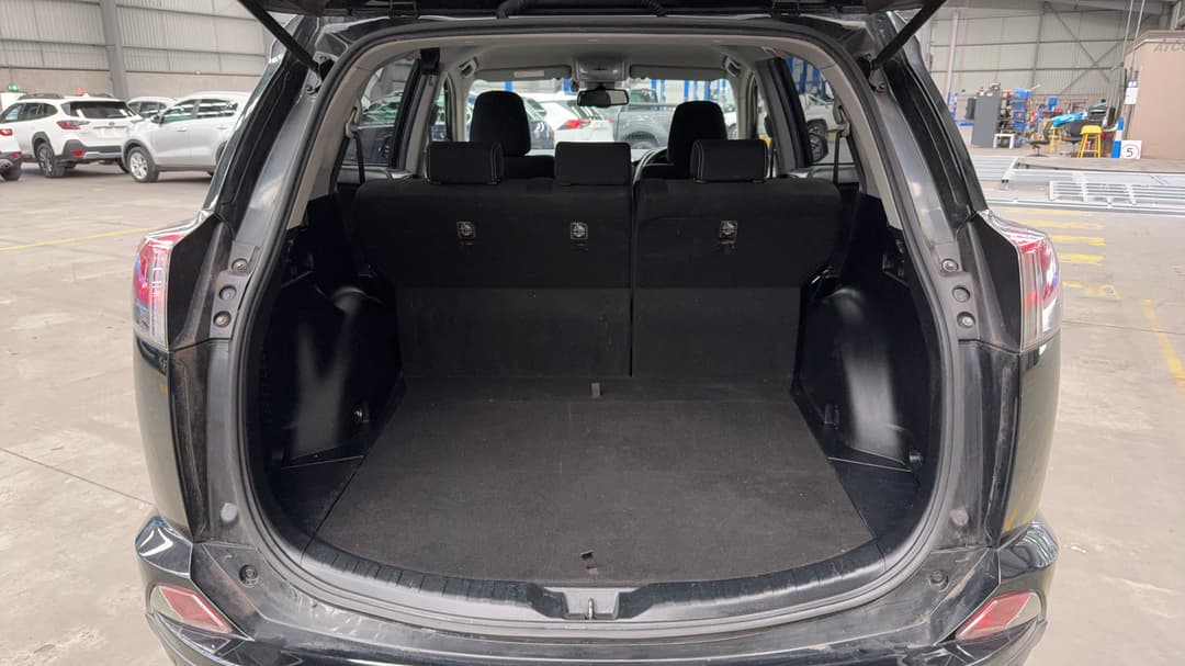 2018 Toyota RAV4 Gxl (4x4), Automatic, 90989 km, Boot Inside View