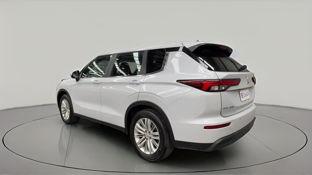 2024 Mitsubishi Outlander Es 7 Seat (2WD), Automatic, 62214 km, Left Back Diagonal (45- Degree) View