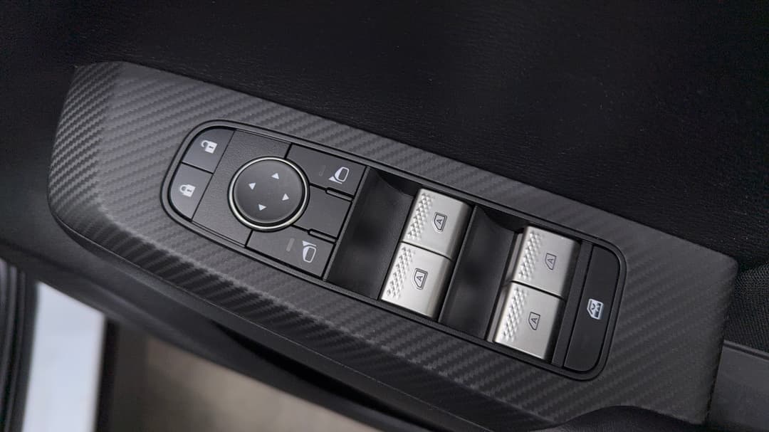 2024 Mitsubishi Outlander Es 7 Seat (2WD), Automatic, 62214 km, Drivers Side Door Panel Controls