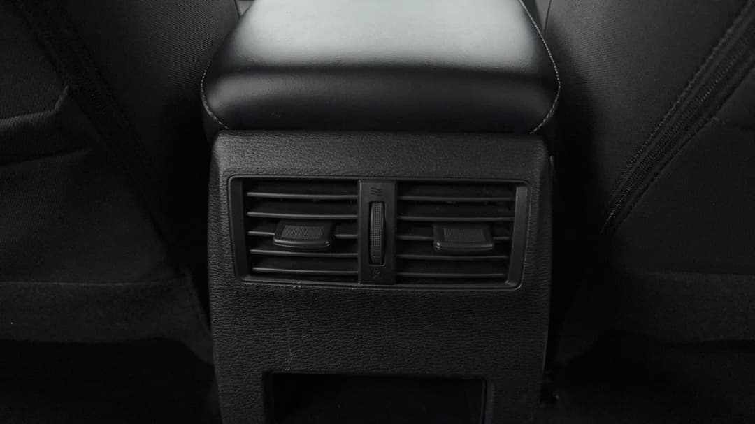 2024 Mitsubishi Outlander Es 7 Seat (2WD), Automatic, 62214 km, Rear A/C Vent