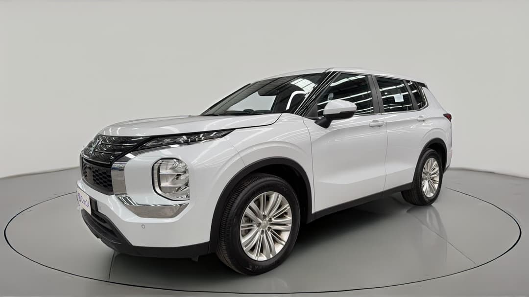 2024 Mitsubishi Outlander Es 7 Seat (2WD), Automatic, 62214 km, Left Front Diagonal (45- Degree) View