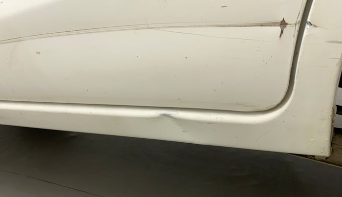 2013 Maruti Alto 800 LXI CNG, CNG, Manual, 72,895 km, Left running board - Slightly dented