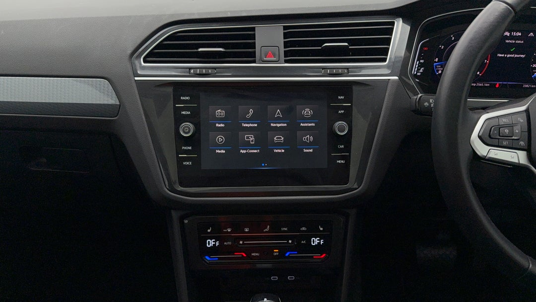 2021 Volkswagen Tiguan 132tsi Life, Automatic, 33821 km, Center Console