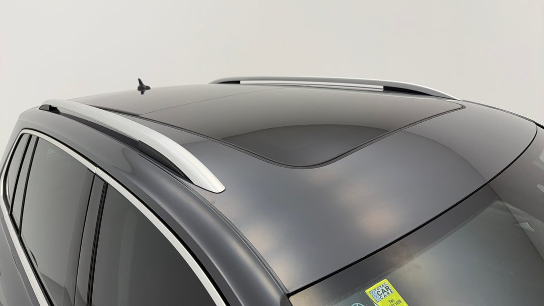 2021 Volkswagen Tiguan 132tsi Life, Automatic, 33821 km, Roof/Sunroof View