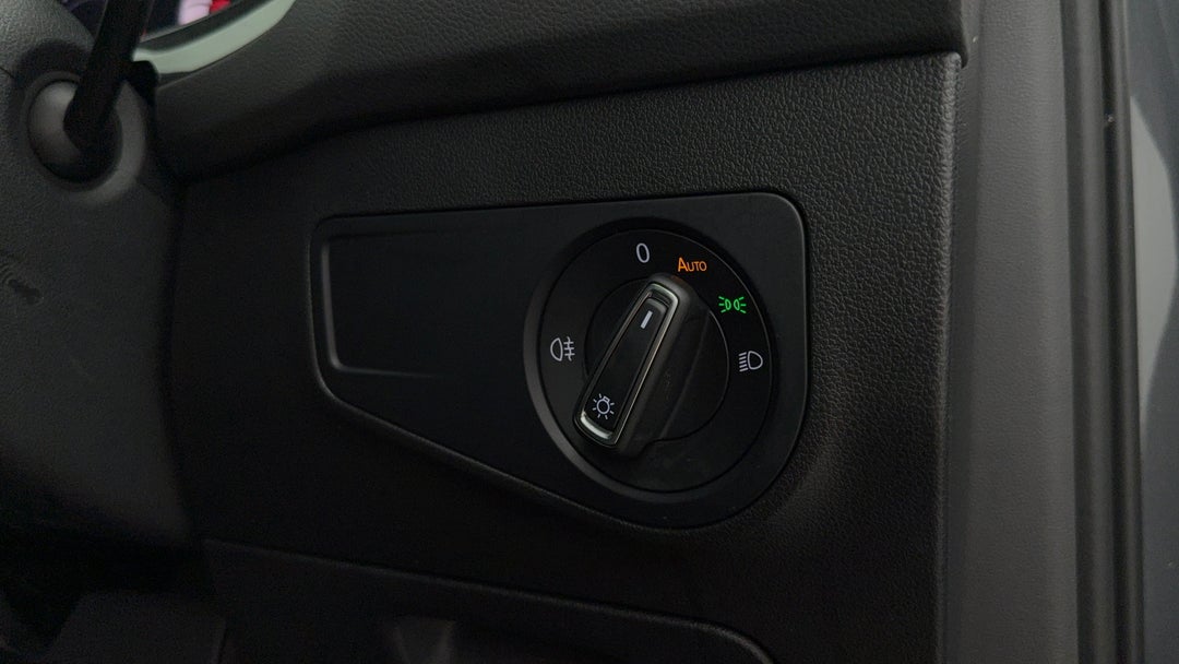 2021 Volkswagen Tiguan 132tsi Life, Automatic, 33821 km, Utility Switches/Buttons