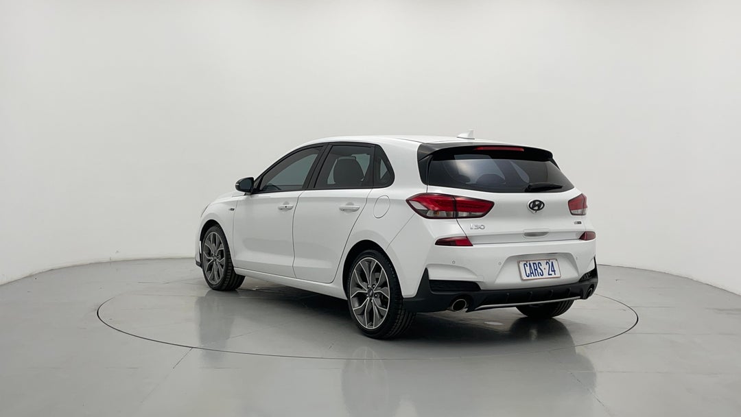 Left Back Diagonal (45- Degree) View