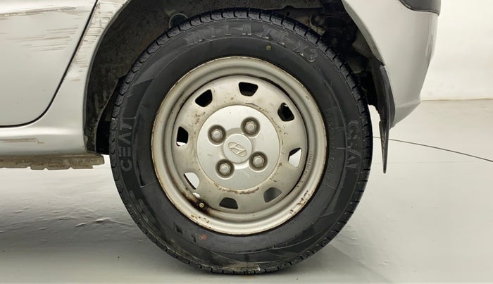 2012 Hyundai Santro Xing GL PLUS, Petrol, Manual, 90,337 km, Left Rear Wheel