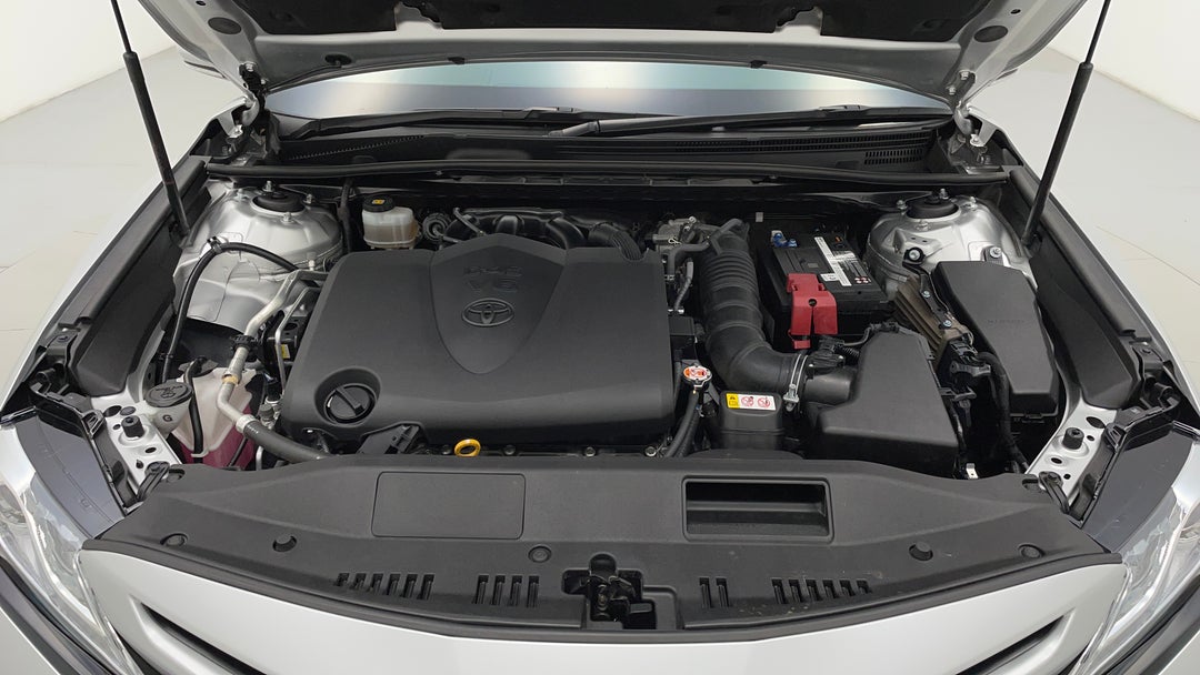 Open Bonnet (Engine)