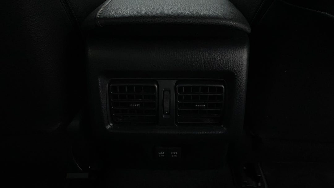 Rear A/C Vent