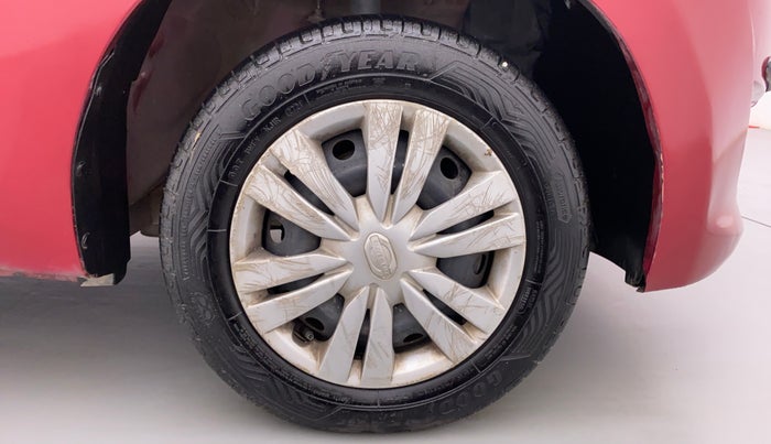 2014 Datsun Go T, Petrol, Manual, 44,994 km, Right Front Wheel