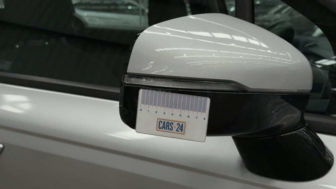 2022 Kia Carnival S, Automatic, 91413 km, Side Mirrors Housing RHS Scratch