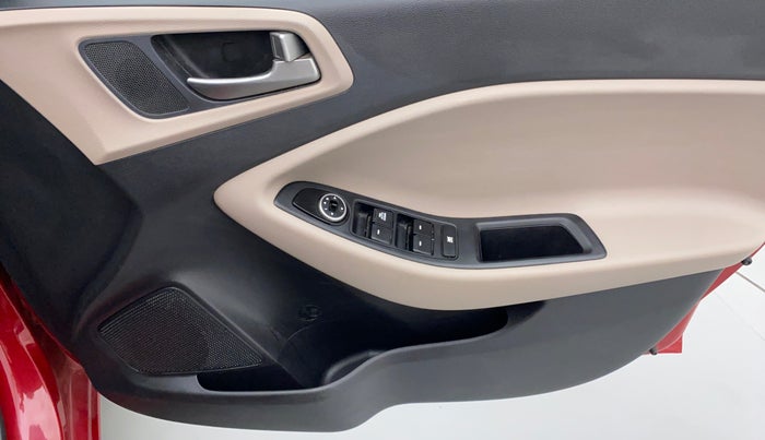 2015 Hyundai Elite i20 MAGNA 1.2, Petrol, Manual, 52,409 km, Driver Side Door Panels Control