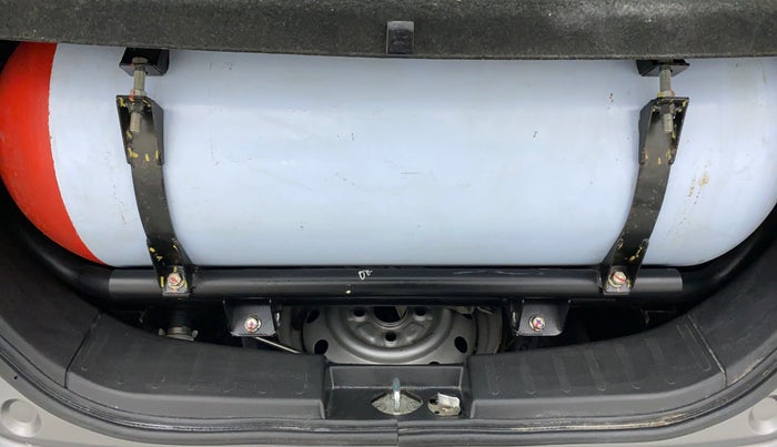 2017 Maruti Wagon R 1.0 LXI CNG, CNG, Manual, 16,506 km, Boot Inside