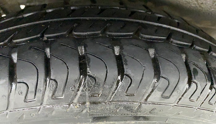 2017 Maruti Wagon R 1.0 LXI CNG, CNG, Manual, 16,506 km, Right Rear Tyre Tread