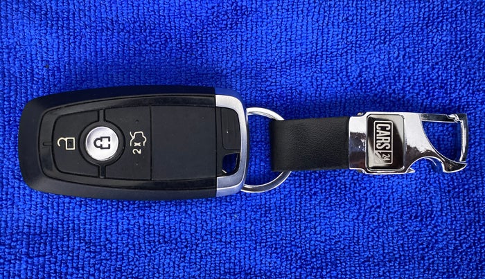 2018 Ford Figo Aspire 1.2 TITANIUM PETROL, Petrol, Manual, 27,312 km, Key Close Up
