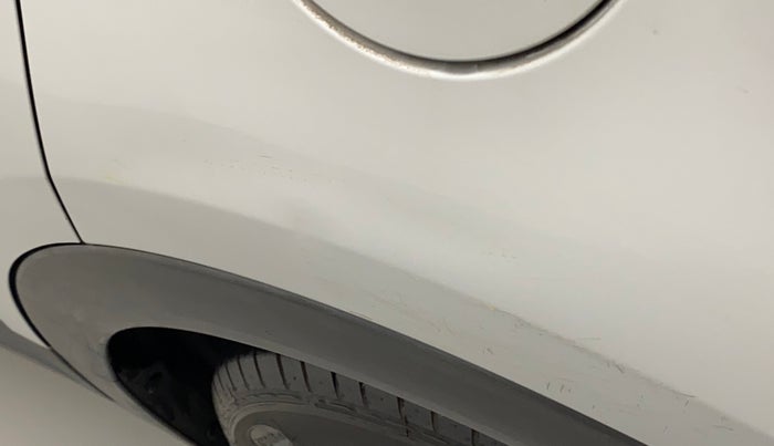2016 Hyundai Creta SX PLUS 1.6 PETROL, CNG, Manual, 37,051 km, Left quarter panel - Slightly dented