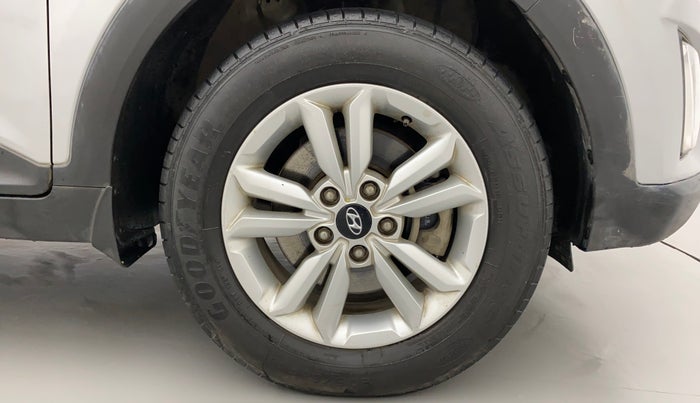 2016 Hyundai Creta SX PLUS 1.6 PETROL, CNG, Manual, 37,051 km, Right Front Wheel