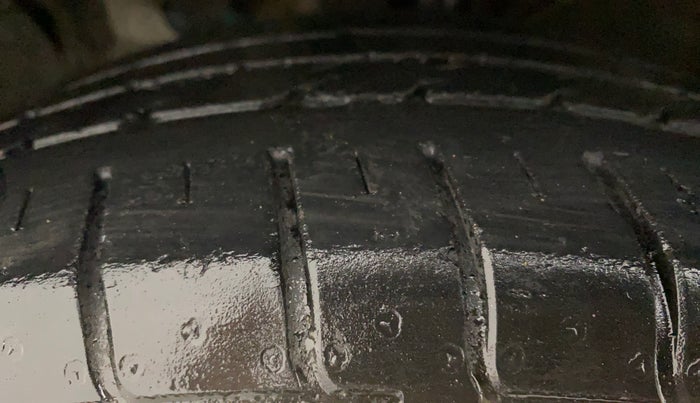 2016 Hyundai Creta SX PLUS 1.6 PETROL, CNG, Manual, 37,051 km, Left Front Tyre Tread