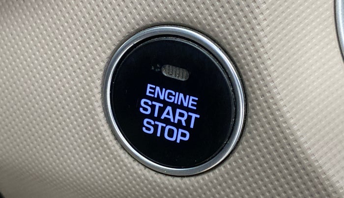 2016 Hyundai Grand i10 ASTA 1.2 (O) VTVT, Petrol, Manual, 66,057 km, Keyless Start/ Stop Button