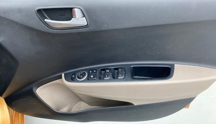 2016 Hyundai Grand i10 ASTA 1.2 (O) VTVT, Petrol, Manual, 66,057 km, Driver Side Door Panels Control