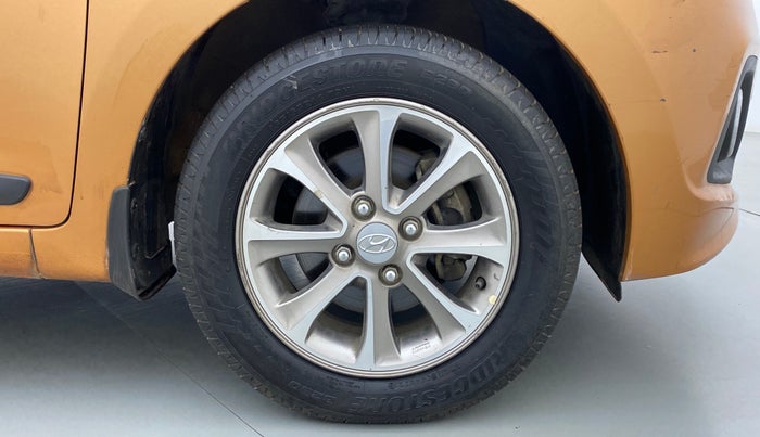 2016 Hyundai Grand i10 ASTA 1.2 (O) VTVT, Petrol, Manual, 66,057 km, Right Front Wheel