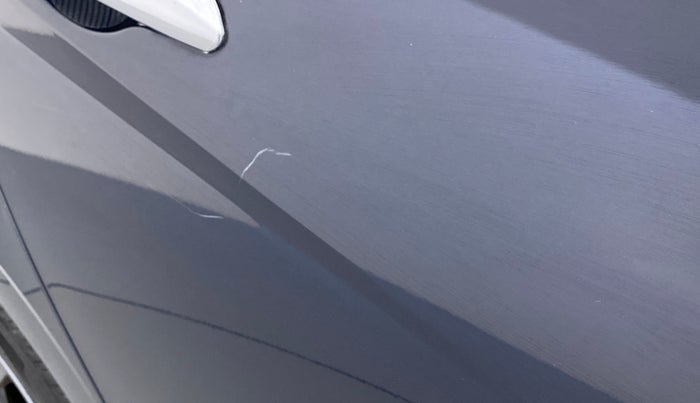 2021 Hyundai NEW I20 SPORTZ 1.5 MT, Diesel, Manual, 13,798 km, Right rear door - Minor scratches