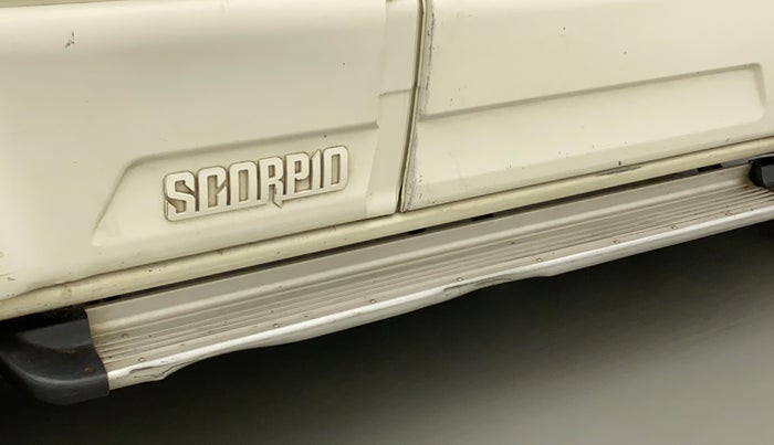 2019 Mahindra Scorpio S3, Diesel, Manual, 82,693 km, Right running board - Minor scratches