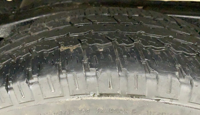 2019 Mahindra Scorpio S3, Diesel, Manual, 82,693 km, Right Rear Tyre Tread