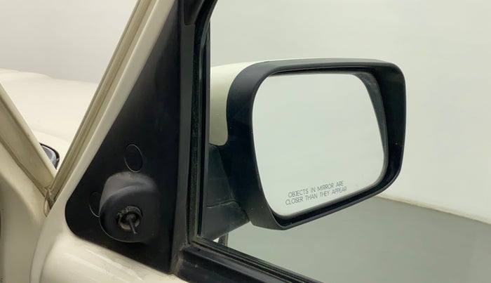 2019 Mahindra Scorpio S3, Diesel, Manual, 82,693 km, Right rear-view mirror - ORVM knob broken and not working
