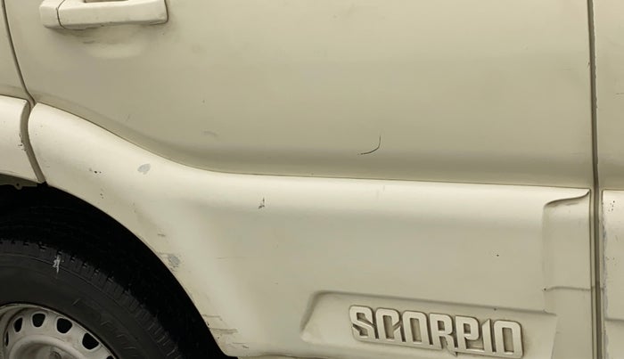 2019 Mahindra Scorpio S3, Diesel, Manual, 82,693 km, Right rear door - Minor scratches
