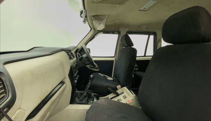 2019 Mahindra Scorpio S3, Diesel, Manual, 82,693 km, Right Side Front Door Cabin