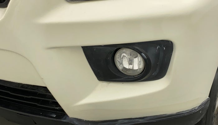 2019 Mahindra Scorpio S3, Diesel, Manual, 82,693 km, Left fog light - Not fixed properly