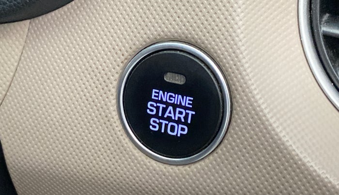 2016 Hyundai Grand i10 ASTA 1.2 (O) VTVT, Petrol, Manual, 27,659 km, Keyless Start/ Stop Button