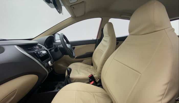 2014 Hyundai Eon MAGNA PLUS, Petrol, Manual, 31,639 km, Right Side Front Door Cabin